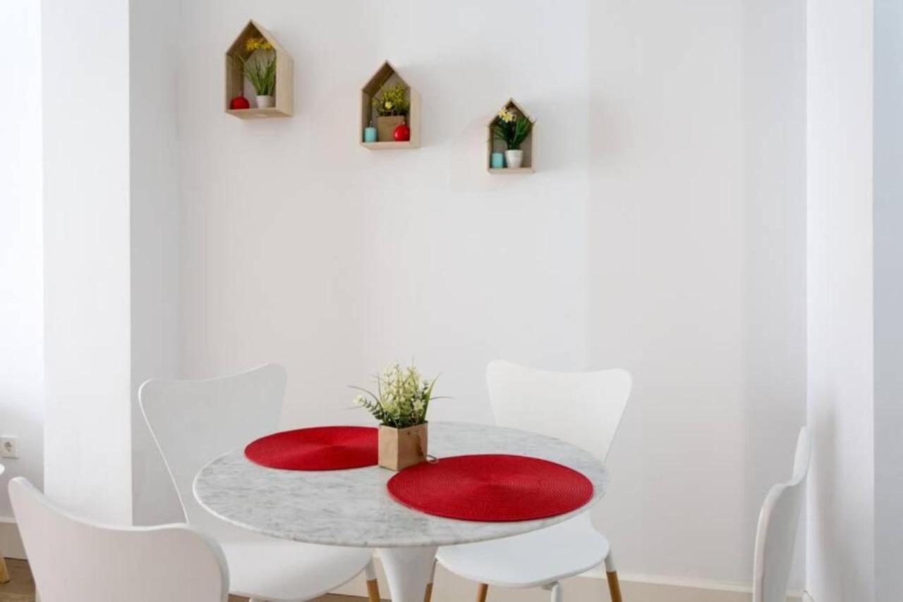 Pop Art, Un Aroma A San Julian En Enladrillada Appartement Sevilla Buitenkant foto